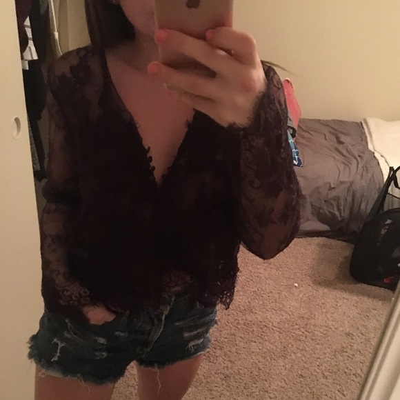 Purple lace long sleeve from Forever21 - Picture 2 of 3
